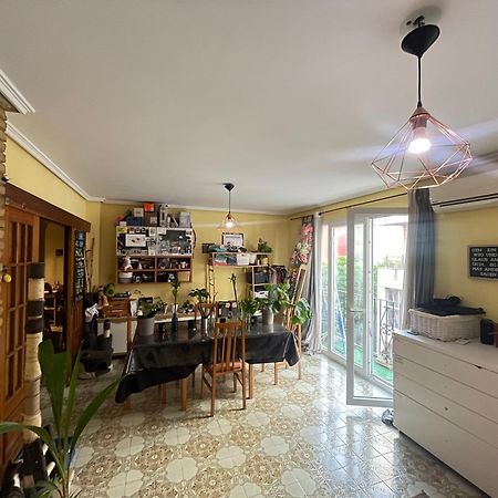 Grosses Modernes Zimmer "Silber" Fuer 2 Personen Und Katzenliebhaber บาเลนเซีย ภายนอก รูปภาพ