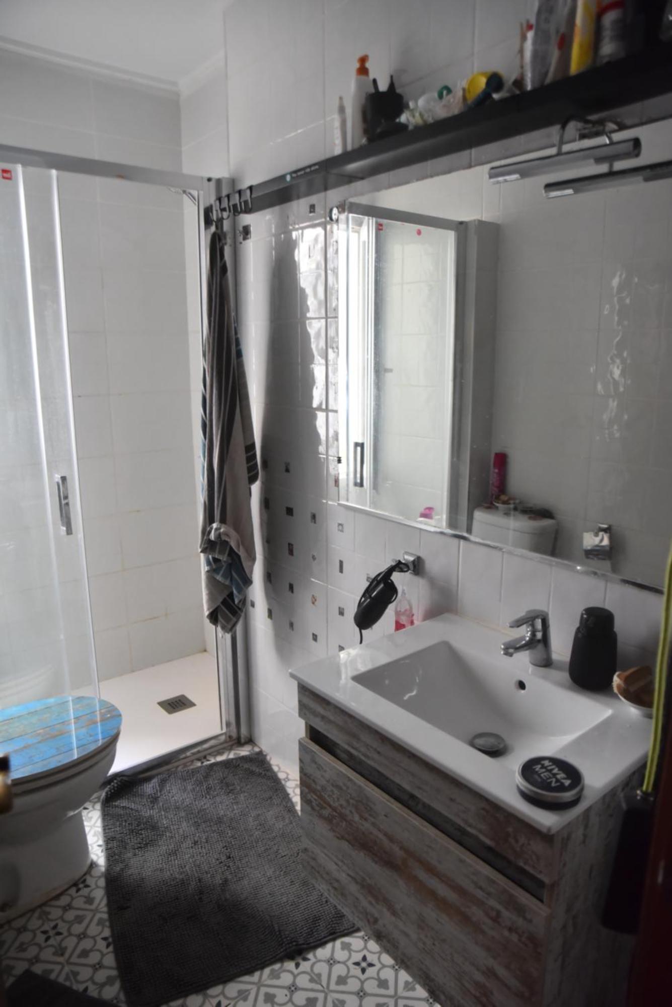 Grosses Modernes Zimmer "Silber" Fuer 2 Personen Und Katzenliebhaber บาเลนเซีย ภายนอก รูปภาพ