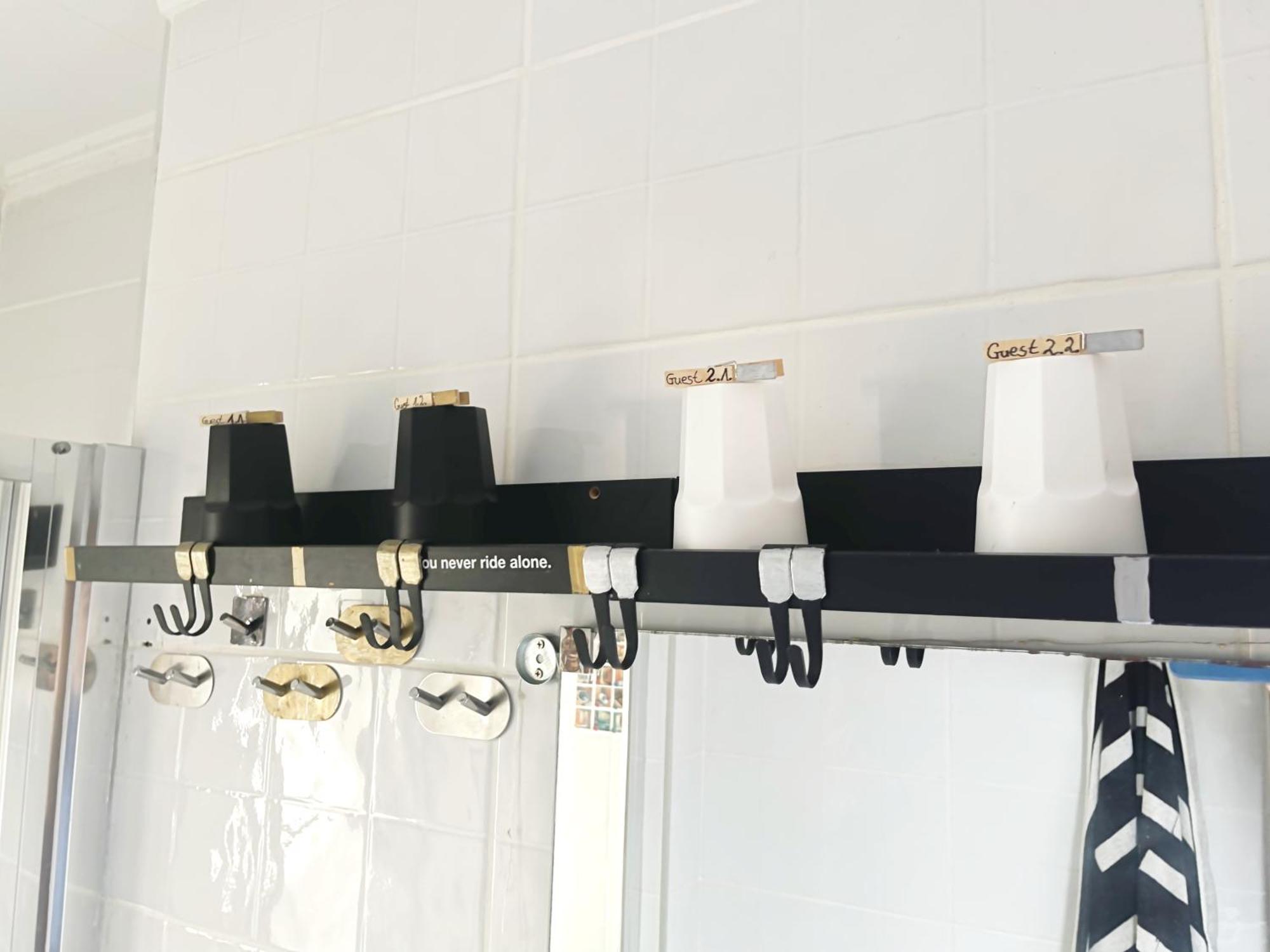 Grosses Modernes Zimmer "Silber" Fuer 2 Personen Und Katzenliebhaber บาเลนเซีย ภายนอก รูปภาพ